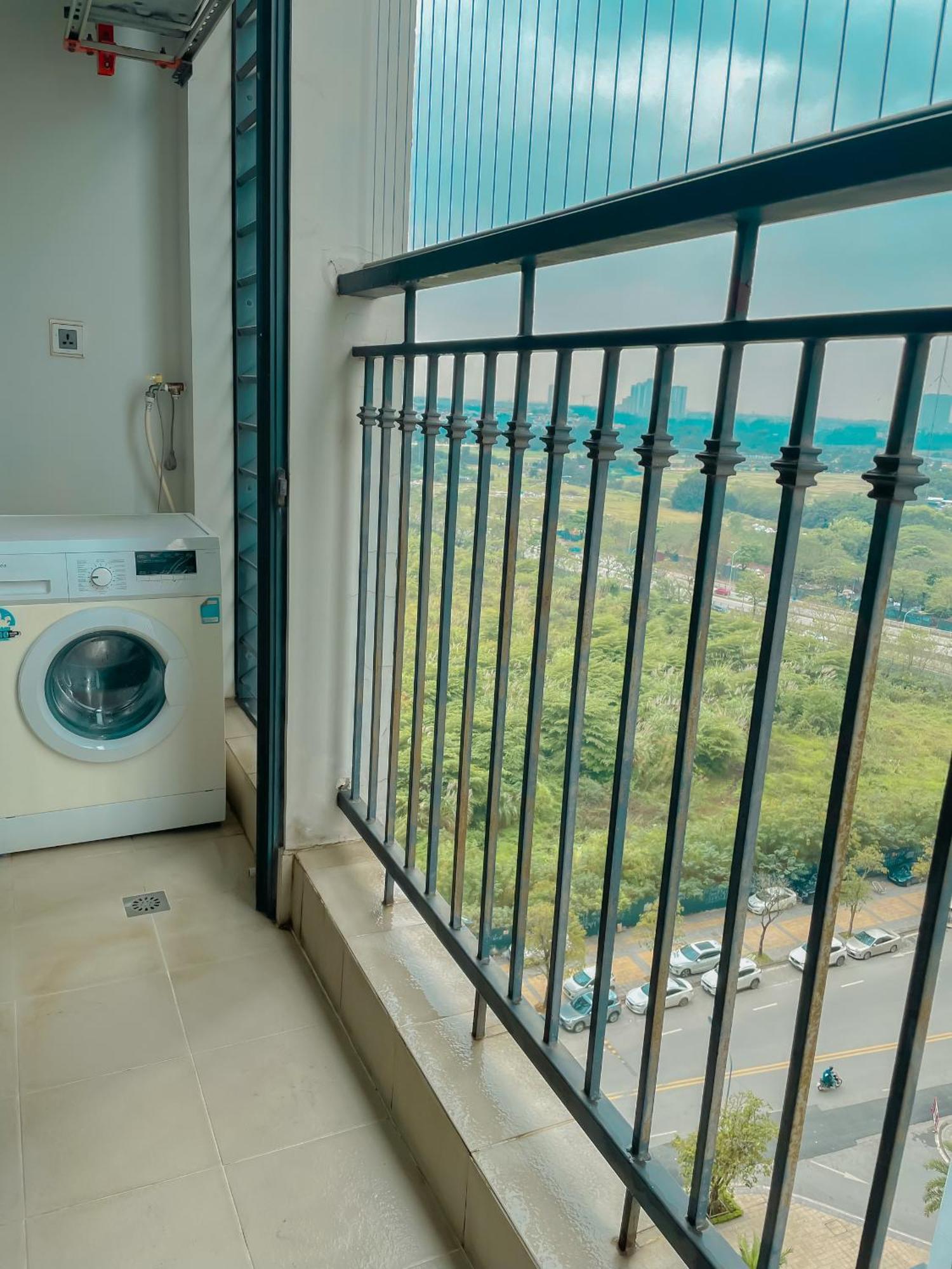 Rosee House -Luxury Apartment In Vinhomes Greenbay Hanoï Extérieur photo