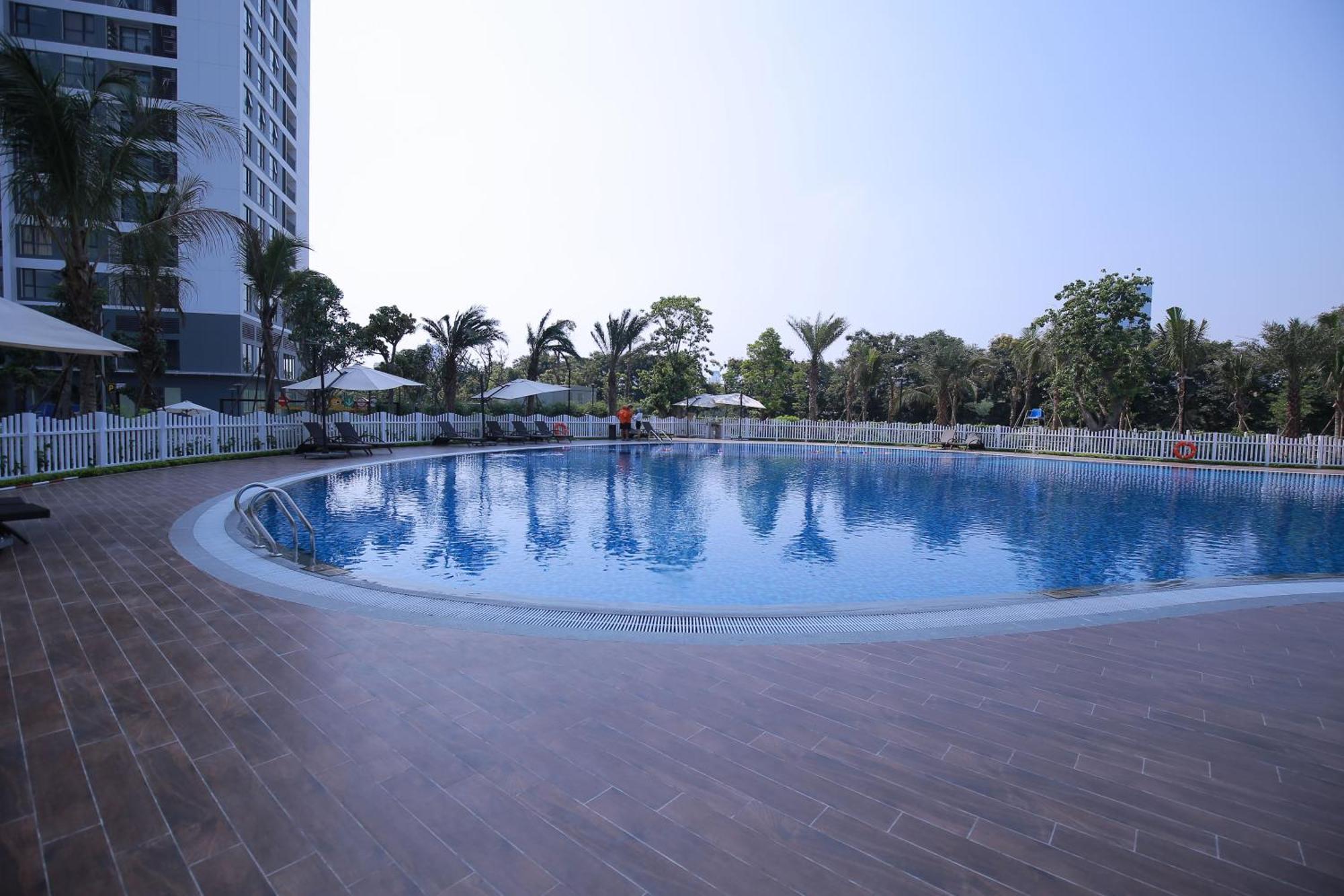 Rosee House -Luxury Apartment In Vinhomes Greenbay Hanoï Extérieur photo