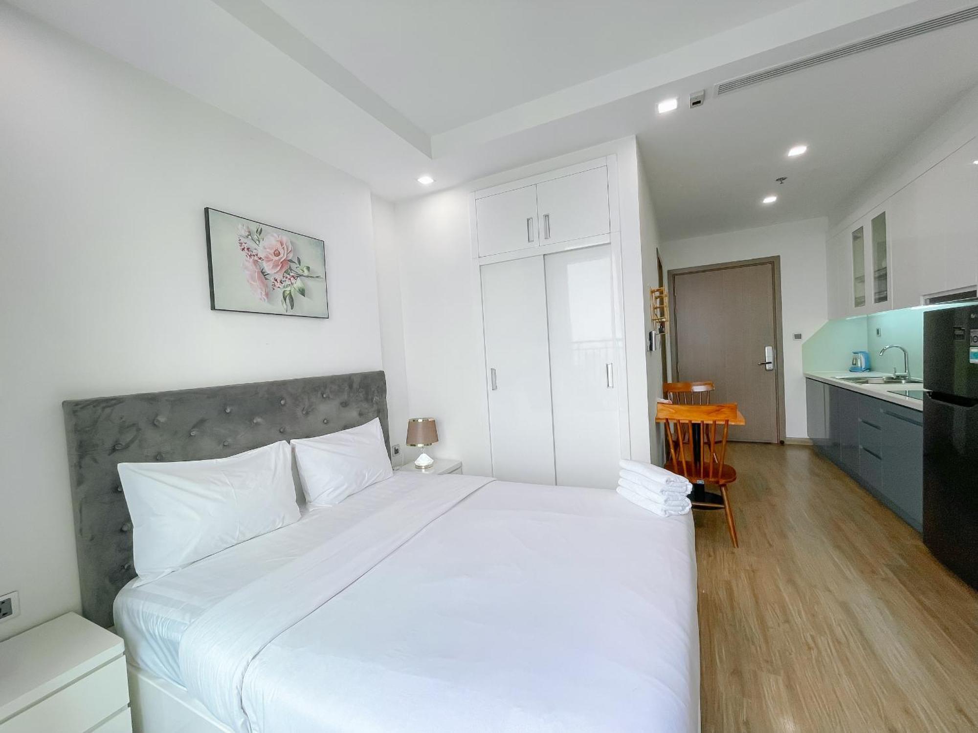 Rosee House -Luxury Apartment In Vinhomes Greenbay Hanoï Extérieur photo